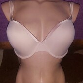 Гарний бюстгальтер Hunkemoller р.36/80Е