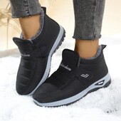 Зручні та практичні жіночі кросівки для холодної погоди 39/40р