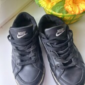Кроссовки Nike