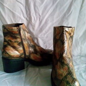 Graceland демис. ботінки під зміїну шкіру з замінника роз. 38 Стан нових