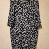 Платье в абстрактный принт F&F