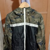 куртка нова