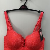 272. Бюстгальтер мереживний 75Е