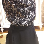 Розпродаж ! Ошатне плаття rinascimento