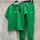 Залишки, якісний костюмчик