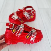 Яскраві босоніжки на платформі 37-23.5!