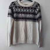 Симпатичний светр