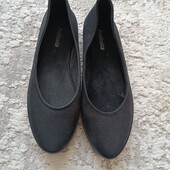 Нові жіночі балетки чорного кольору 41-26.3