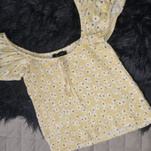 New look uk8 жовтий уквітчаний топ