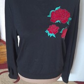 Свитер дуже гарний