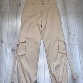 У новому стані.Штанці карго розмір S.