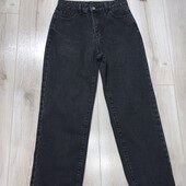 Ідеальний стан.Джинси прямі розмір М.