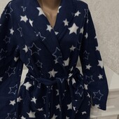 Новий завіз Тепленький мякусенький флісовий халатик у відмінному стані 42-44 євро