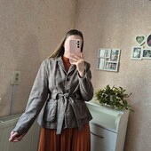 Дуже класний, шерстяний піджак з пояском, якість ❄️