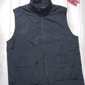 Ідеальний стан.Жилет чоловічий розмір Л.