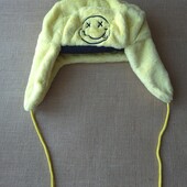 Зимова тепла шапка - вушанка смайлик Nirvana шапка з вушками