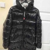 Куртка пальто дуже гарна.