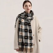Легкий ніжний шарф у клітинку 2 варіанти на вибір — бежево‑коричневий, універсальний стиль