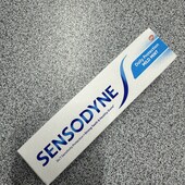 850. Зубна паста Sensodyne, 65 g