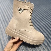 Стильні теплі чоботи. Натуральна замша