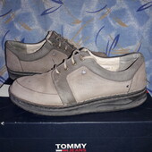 Кожаные ортопедические кроссовки.р.р.41.стелька 26 см.в хорошем состоянии.