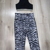 В ідеалі.Спортивний комплект розмір S.