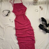 Максі-сукня у кольорі фуксія