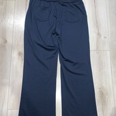 У новому стані.Штани на резинці розмір 50-52.