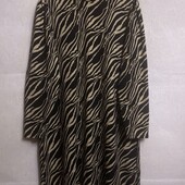 Женское трикотажное платье отличного качества
