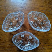 ❤️Красивые оригинальные вазочки на ножках, узорчетое резное стекло новая❤️В лоте 1 штука