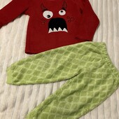 Дуже тепла піжамка на 3-5 років