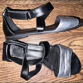 Шкіряні босоніжки 27,5см