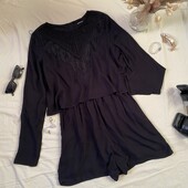 Актуальний ромпер/комбінезон у чорному кольорі