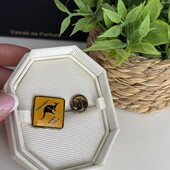 Колекційна емальована пін брошка Australian road sign