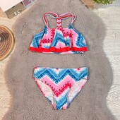 Яскравий купальнік в ідеальному стані