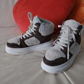 Натуральні овчина та замша, р. 38 (24см)