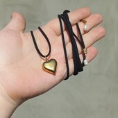 Прикраса на шию серце на шнурі