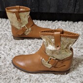 * р.39. Маломірять. Чобітки Pixel Andre нат.шкіра. Читайте опис.