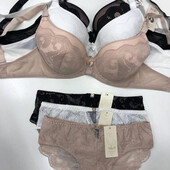 Дуже красивий комплект 85/D