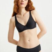 Арт.1345 бюстгальтер жіночий чорний м'яка чашка на кісточках від c&a євро 75D.