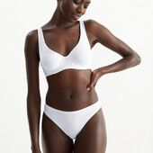 Арт.1155 бюстгальтер ліфчик жіночий білий м'яка чашка на кісточках від c&a євро 85В.