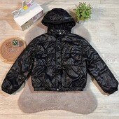 Стильна демі куртка стан відмінний