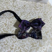 Два метелики в лоті