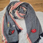 Теплий, об'ємний шарфик з нашивками❄️