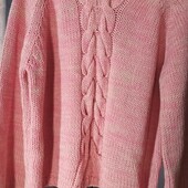 Светр пастельно-рожевого кольору