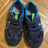 Шкіряні у відмінному стані