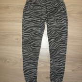 Відміний стан. Спортивні штани на 8-9років зріст 134