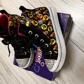 Кеди Skechers світяться