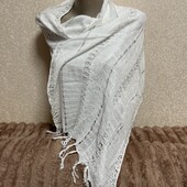 Білий гарний шарф шаль з люрексом та паєтками 160х50 см