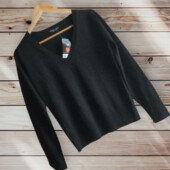 Нарядна базова чорна кофтинка 50р.